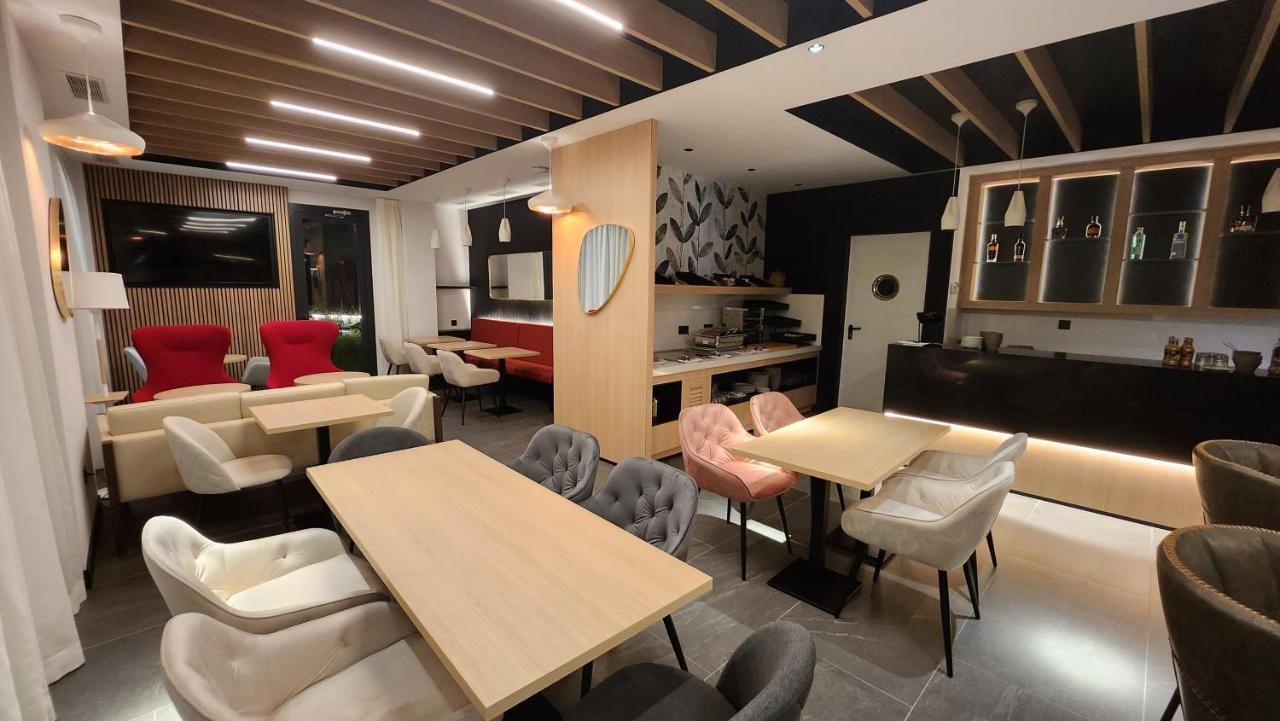 Sercotel Plana Suites Vall de Uxó Exterior foto